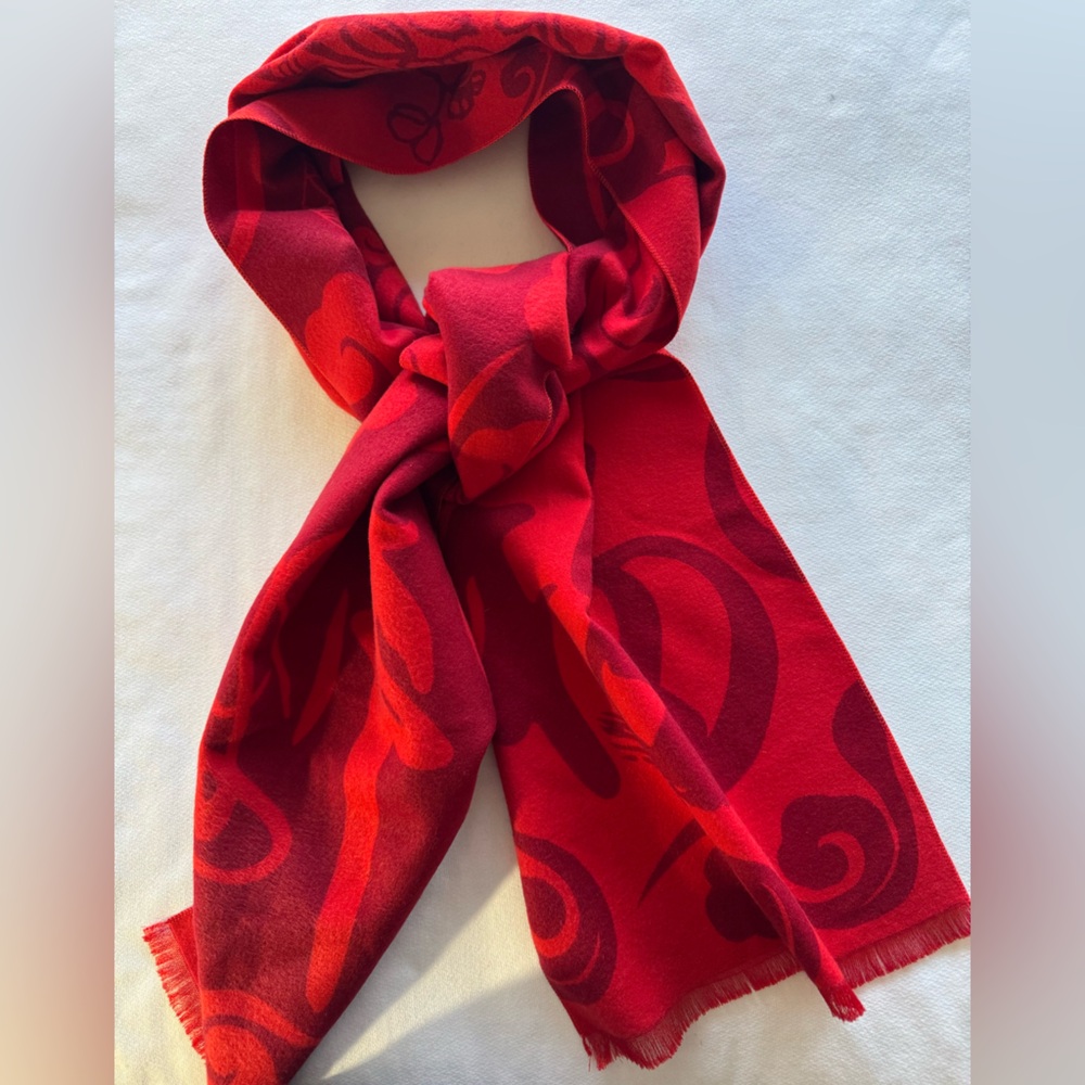 Elegant Story of Shanghai Red/Orange 100% Wool Patterned Scarf